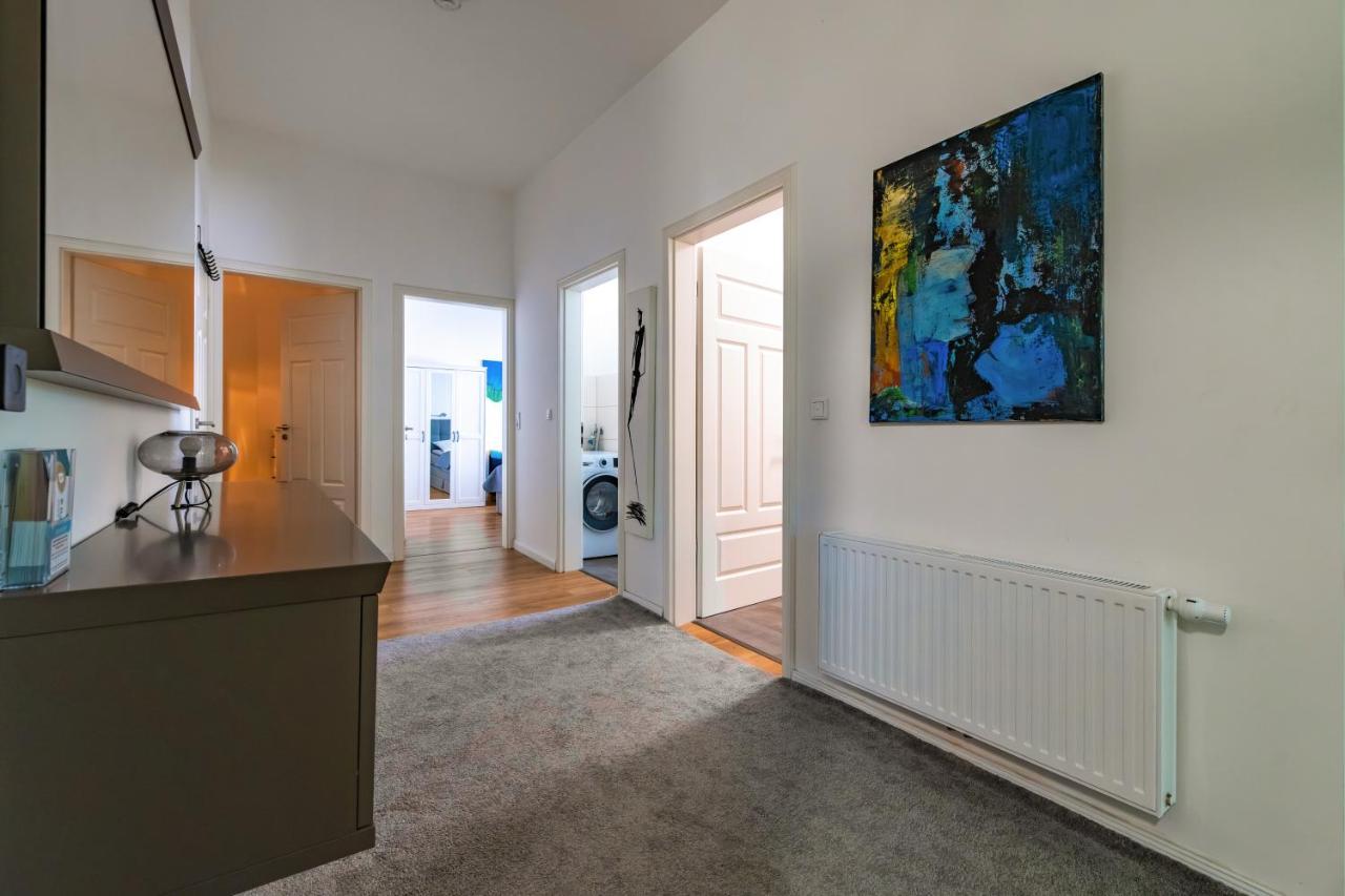 אולדנבורג Modern 6 Bathroom Villa In The City מראה חיצוני תמונה