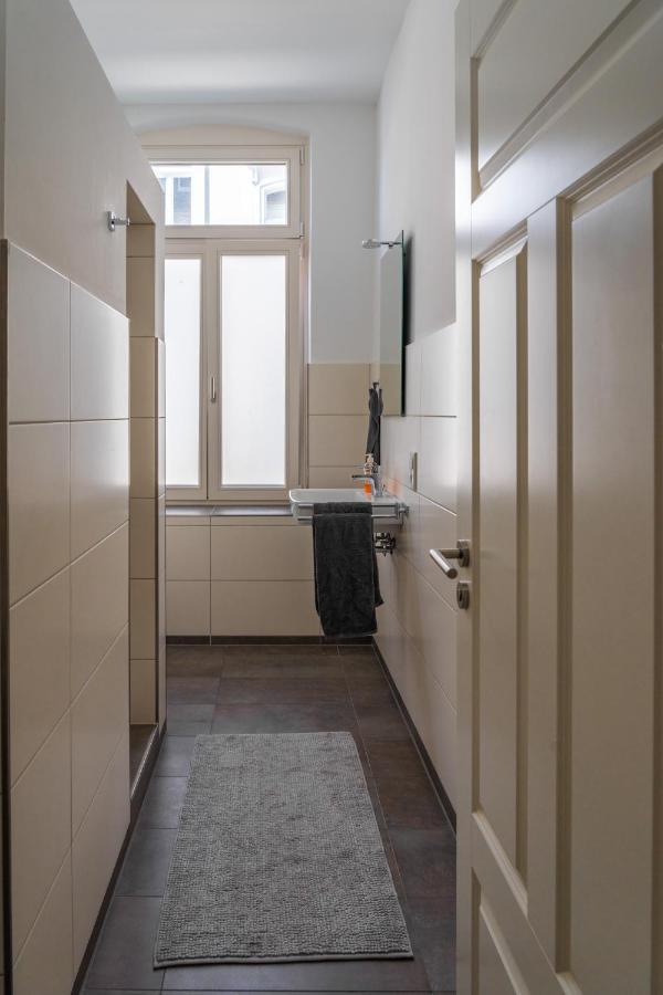 אולדנבורג Modern 6 Bathroom Villa In The City מראה חיצוני תמונה